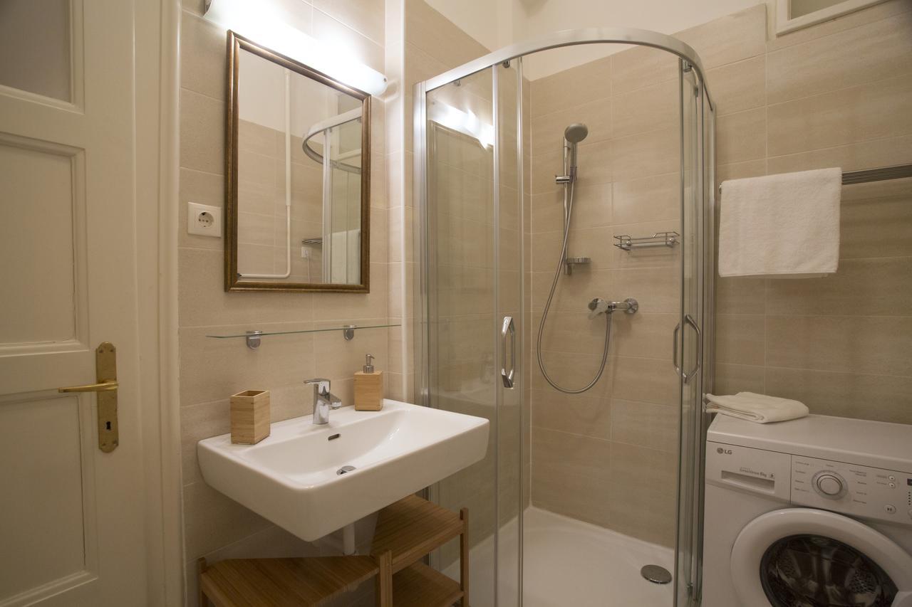 Opus Prime Apartment Budapest Kültér fotó